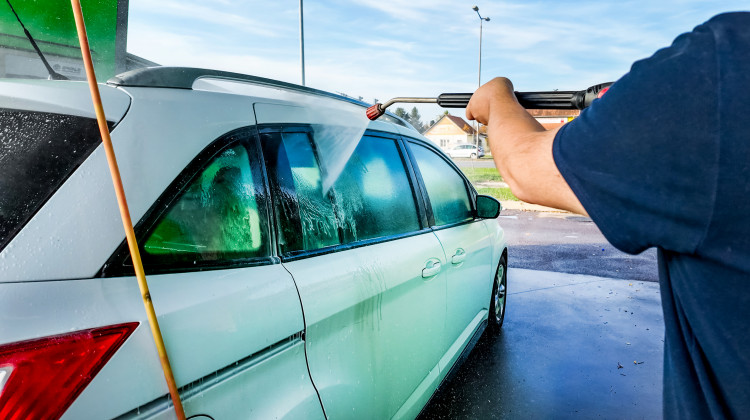 Sicher durch’s neue Jahr: Checkliste für Ihre Fahrzeugwartung im Frühjahr